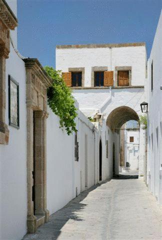 Melenos & Apartment Líndos